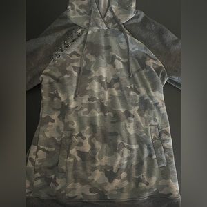 Camo Maurices long sleeve